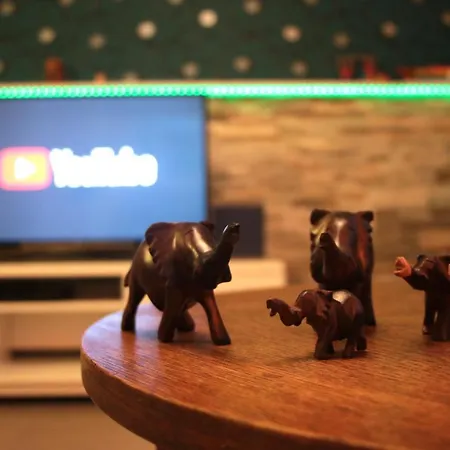 Countryside-lovers - Ganzes Haus 100m² Fuer Euch Allein Mit Garten Halsbrucke