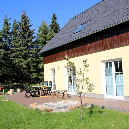 Dom wakacyjny Countryside-lovers - Ganzes Haus 100m² Fuer Euch Allein Mit Garten Halsbrucke