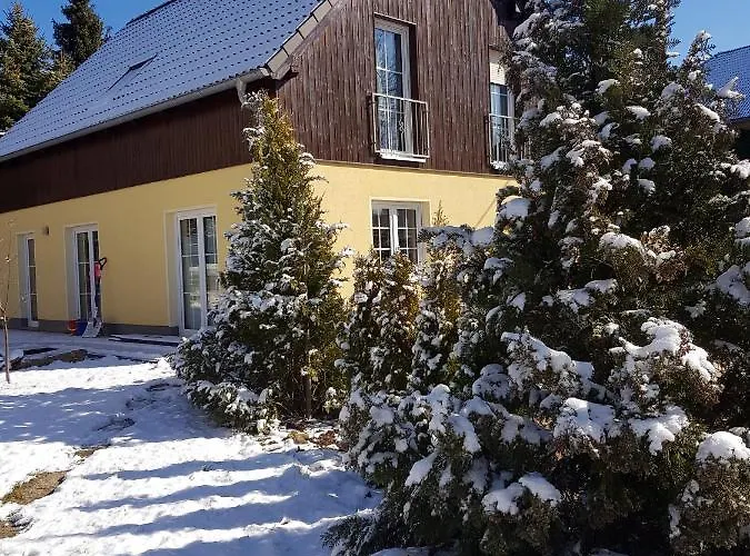 Holiday home Countryside-lovers - Ganzes Haus 100m² Fuer Euch Allein Mit Garten Halsbrucke